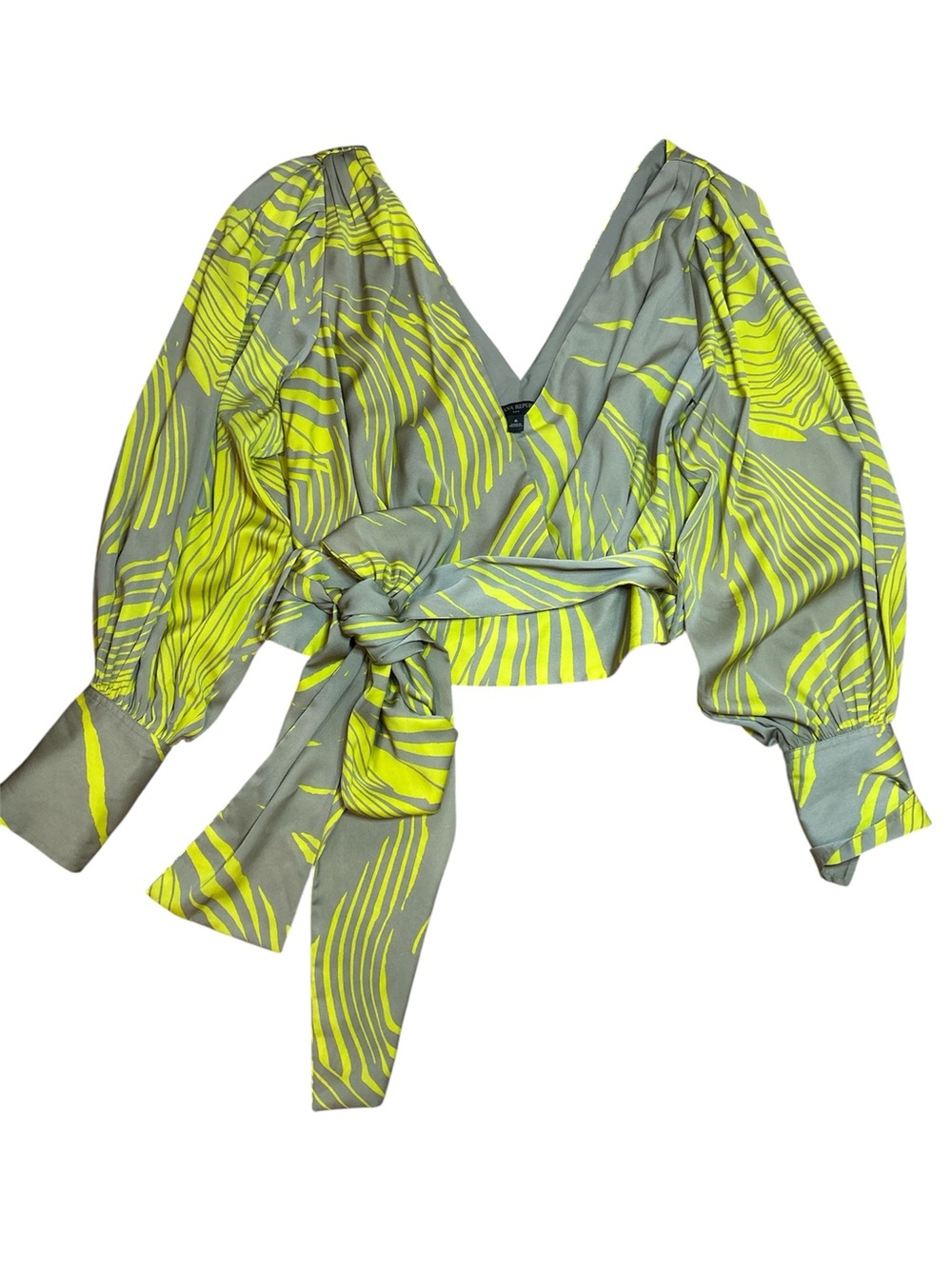 Banana Republic Satin Wrap Tie Blouse Abstract Gray Yellow V-Neck Puff Sz 6 - Picture 3 of 8